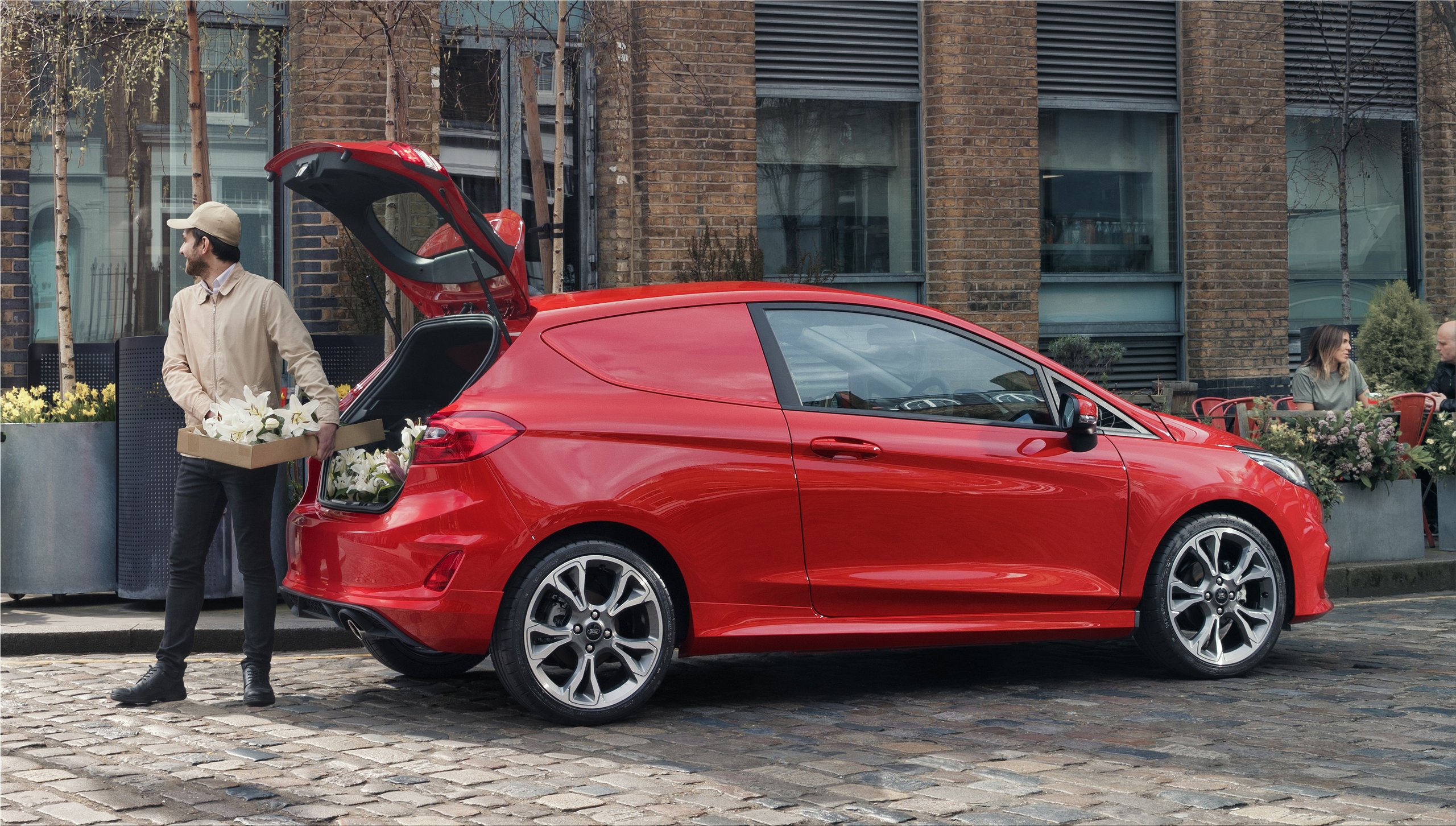 Ford Fiesta Van EcoBoost Hybrid offers superior engine performance and