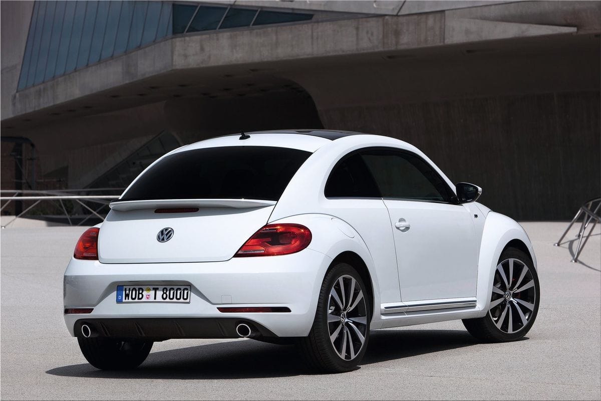 Volkswagen Beetle R-Line in black leather | Car Division