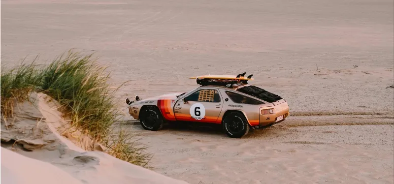 Porsche 928 Surfari